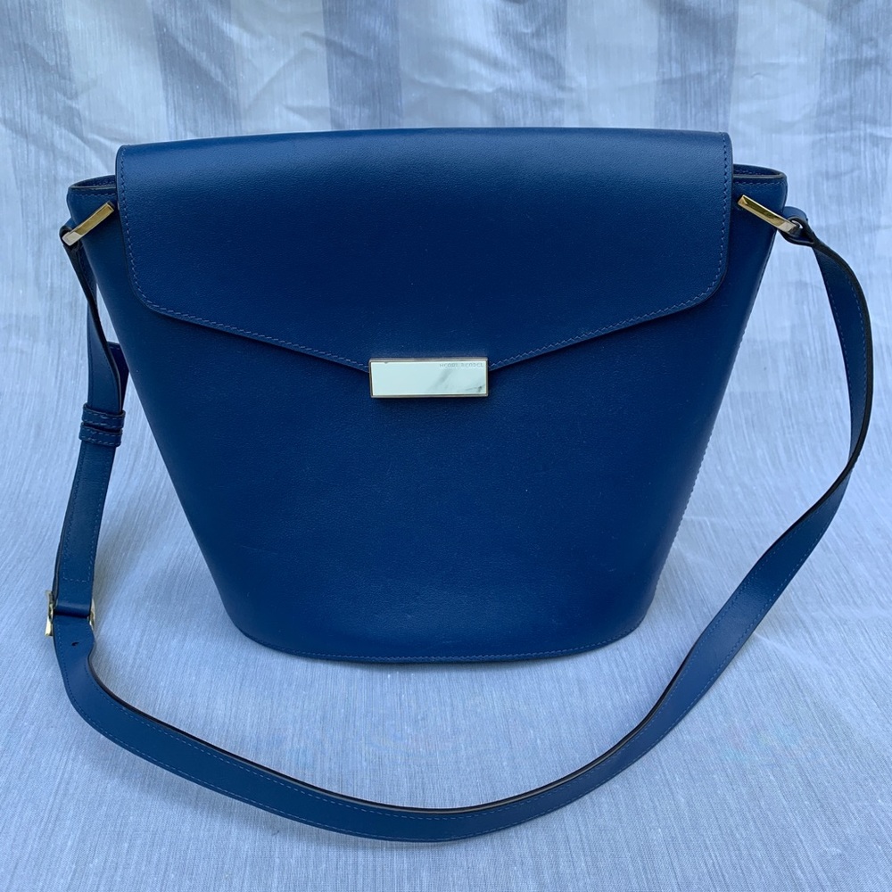 RARE Henri Bendel Sample Bucket Crossbody
